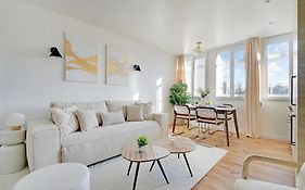 Pick A Flat's Apartments in Daumesnil - Avenue du General Bizot